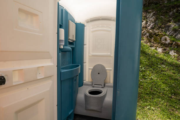 Best Portable Restroom Servicing (Cleaning and Restocking)  in Mountain View, HI